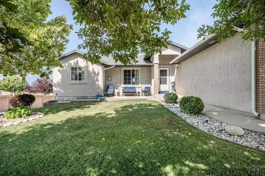 565 S Hook Dr, Pueblo West, CO 81007 - #2