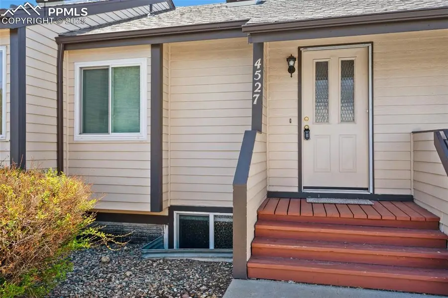 4527 Lamplighter Circle, Colorado Springs, CO 80916 - Image #2