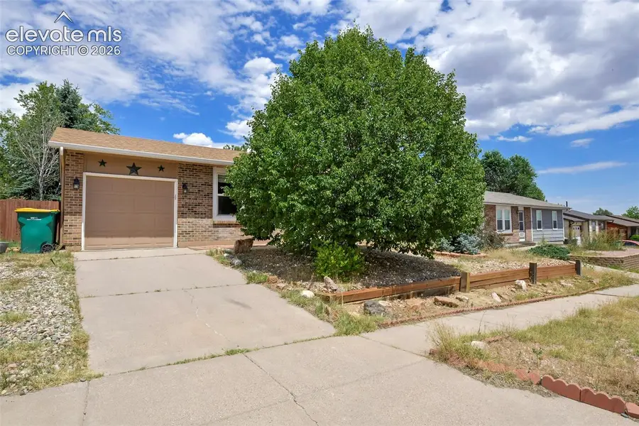 6830 Parkridge Court, Colorado Springs, CO 80915 - #3