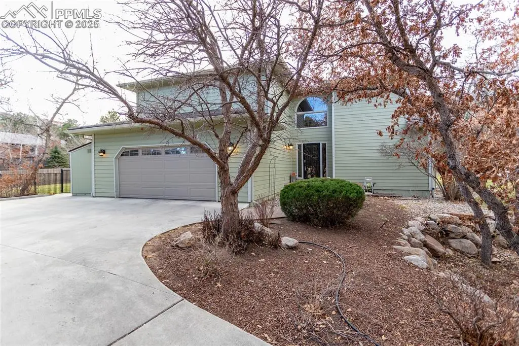 135 Broadmoor Hills Drive, Colorado Springs, CO 80906 - Image #1