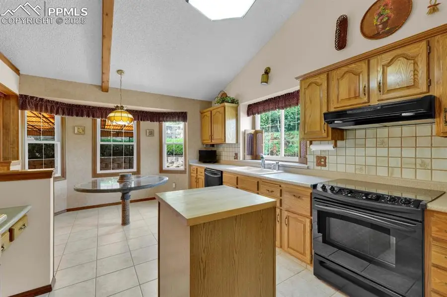 3330 W Fontanero Street, Colorado Springs, CO 80904 - #3