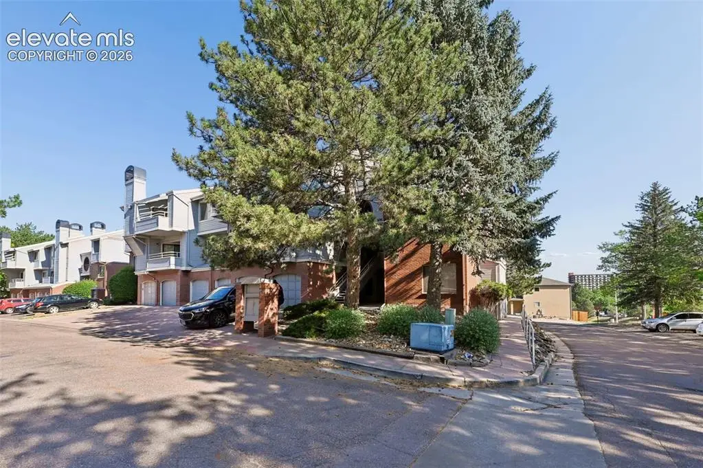 3684 Iguana Drive, Colorado Springs, CO 80910 - #1