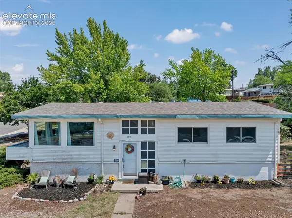 2104 Constitution Avenue, Colorado Springs, CO 80909