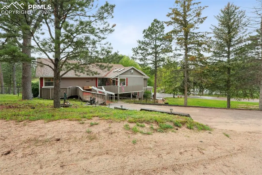 7475 Chirgiton Road, Colorado Springs, CO 80908 - Image #1