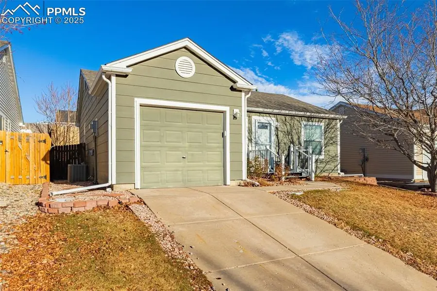 5411 Vermillion Bluffs Drive, Colorado Springs, CO 80923 - Image #2