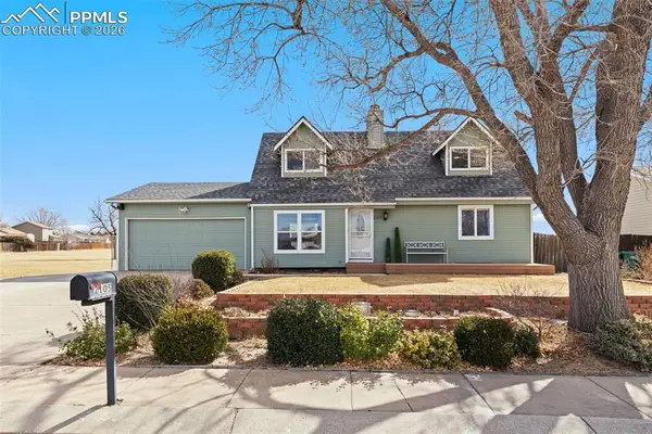 2105 Farnsworth Drive, Colorado Springs, CO 80916