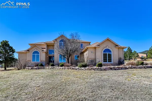 772 Douglas Avenue, Palmer Lake, CO 80133