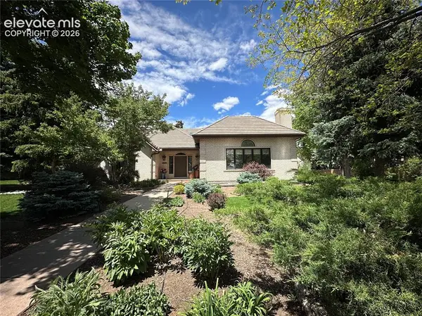 52 Broadmoor Avenue, Colorado Springs, CO 80906