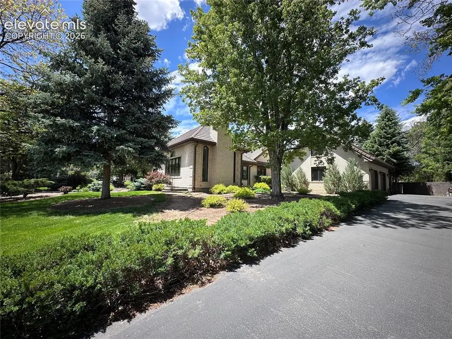 52 Broadmoor Avenue, Colorado Springs, CO 80906 - #2