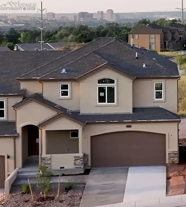 721 Little Bear Grove, Colorado Springs, CO 80907