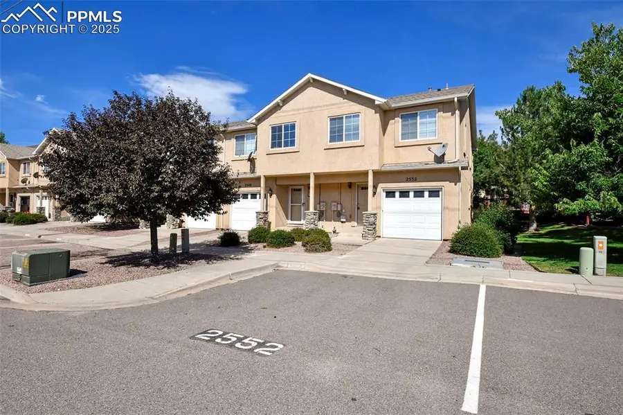 2552 Mesa Springs View, Colorado Springs, CO 80907 - Image #3