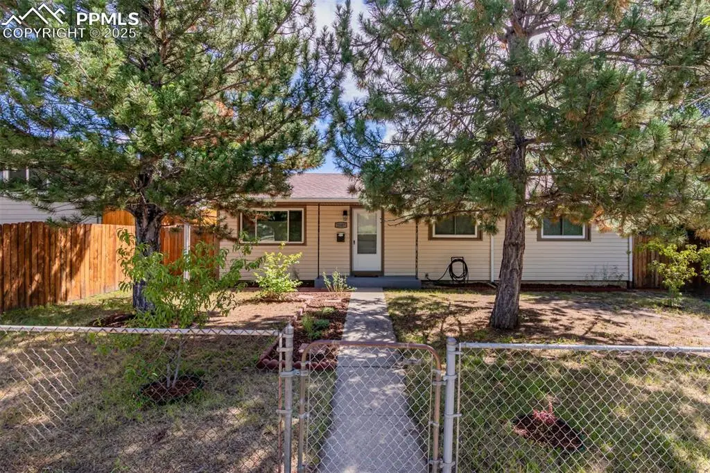2107 N Circle Drive, Colorado Springs, CO 80909 - Image #1