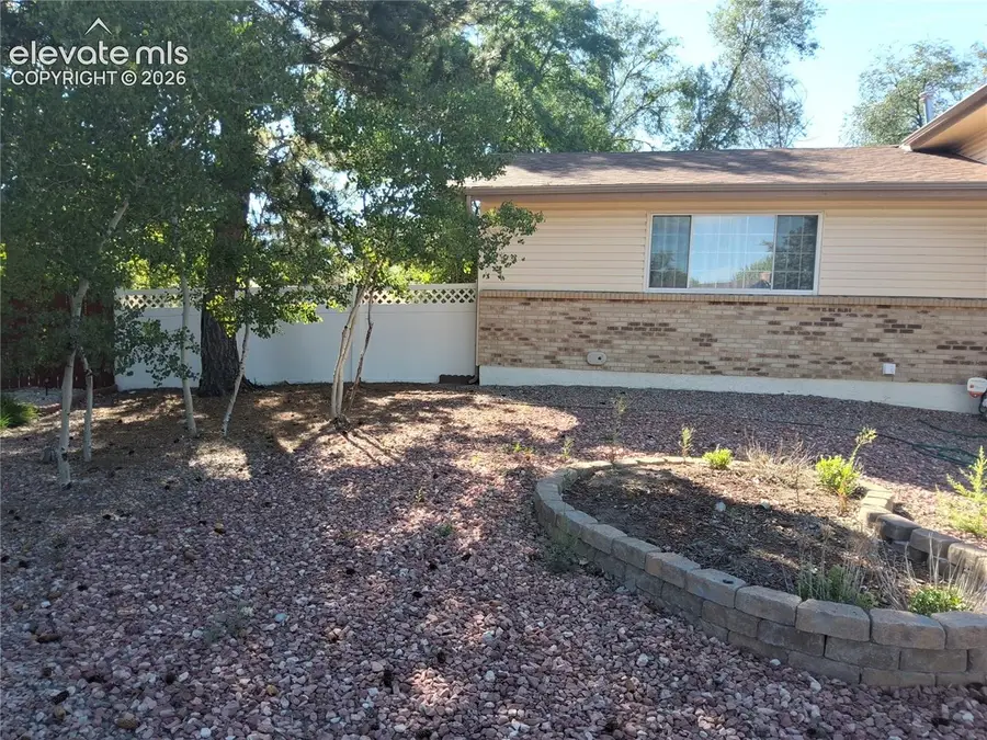 6340 Pawnee Circle, Colorado Springs, CO 80915 - #2