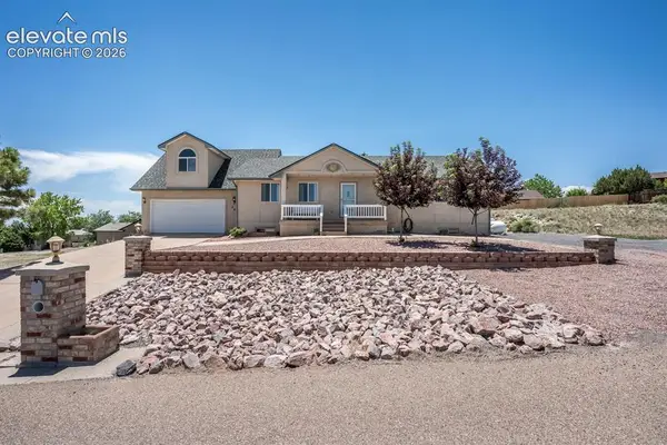 841 S Dogwood Drive, Pueblo, CO 81007