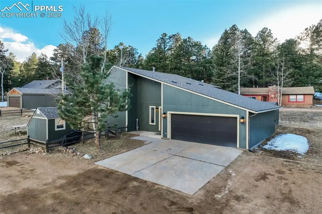 1011 South Avenue, Woodland Park, CO 80863 - #1