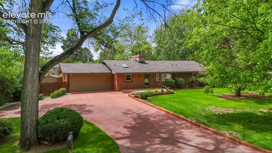 207 Pine Avenue, Colorado Springs, CO 80906 - #2
