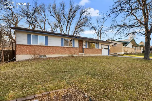 1627 Apache Trail, Colorado Springs, CO 80905