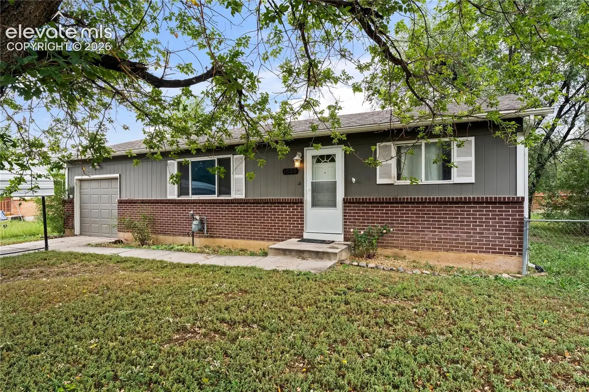 1120 Maxwell Street, Colorado Springs, CO 80906 - #1