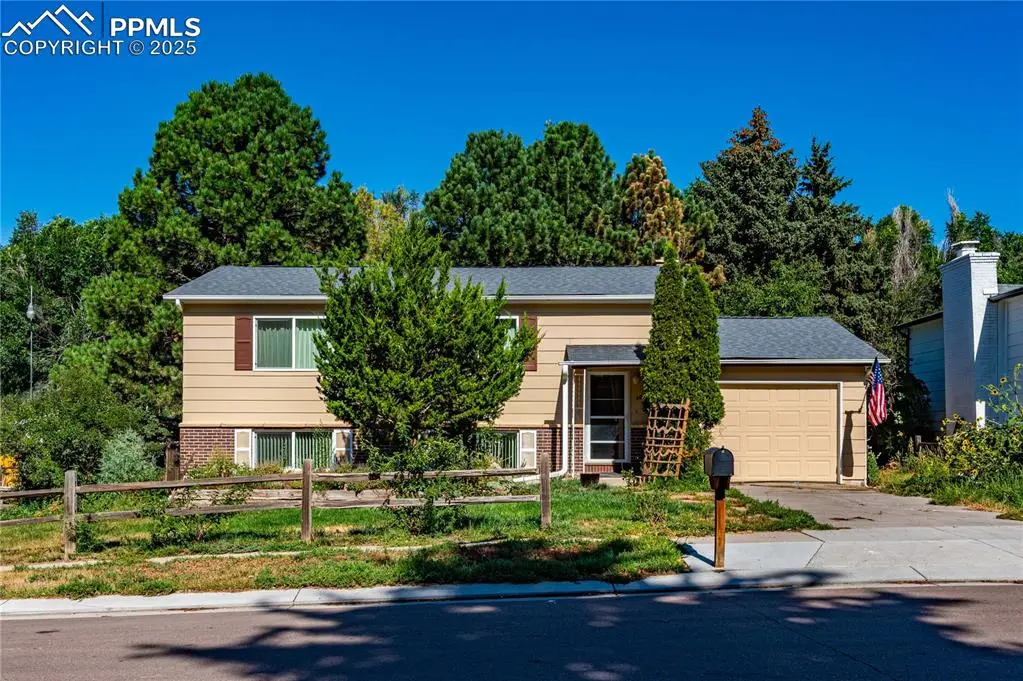 4016 Goldenrod Drive, Colorado Springs, CO 80918 - Image #1