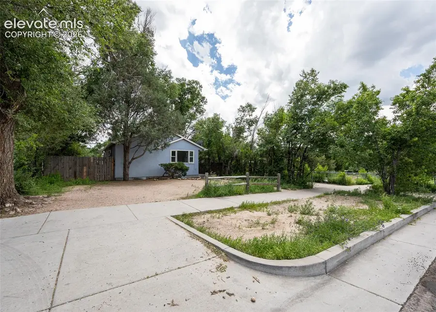 909 E Costilla Street, Colorado Springs, CO 80903 - #3