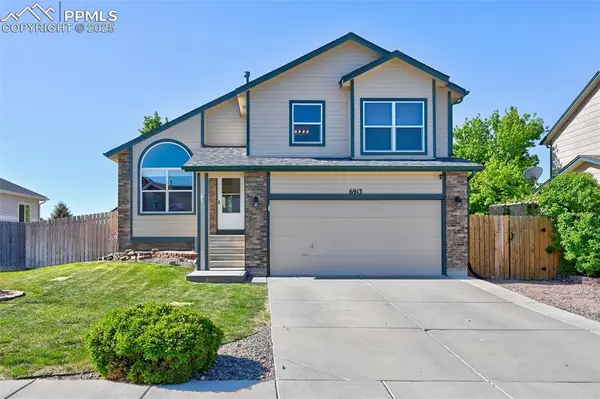 6913 Ancestra Drive, Fountain, CO 80817