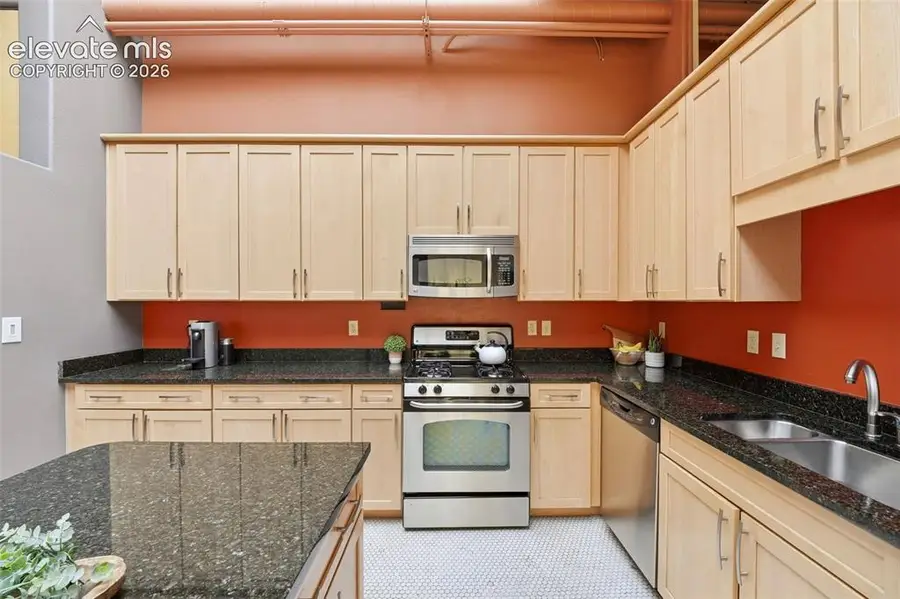 934 Manitou Avenue #212, Manitou Springs, CO 80829 - #3