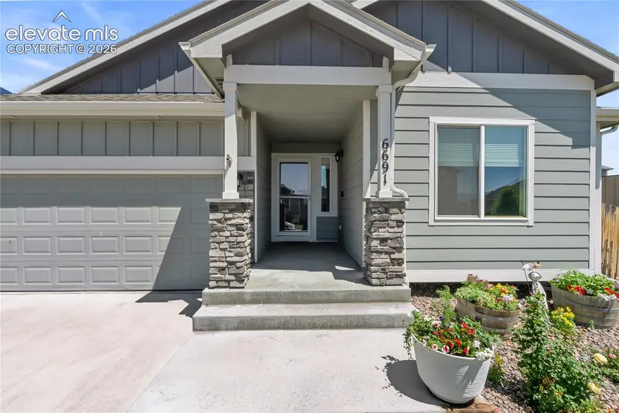 6691 Lamine Drive, Colorado Springs, CO 80925 - #3