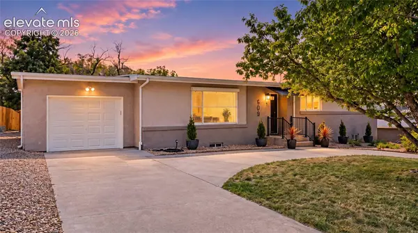 609 Crestridge Avenue, Colorado Springs, CO 80906