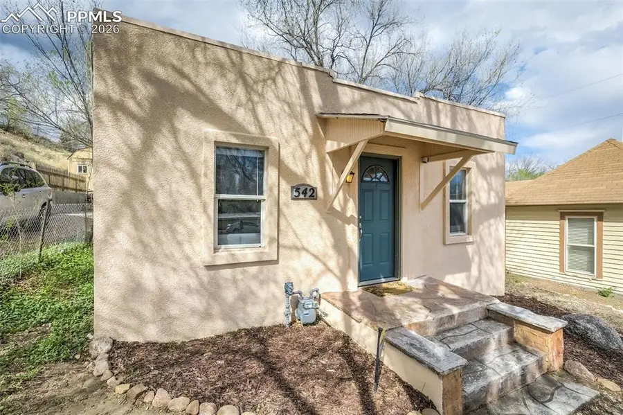 542 W Boulder Street, Colorado Springs, CO 80905 - #3
