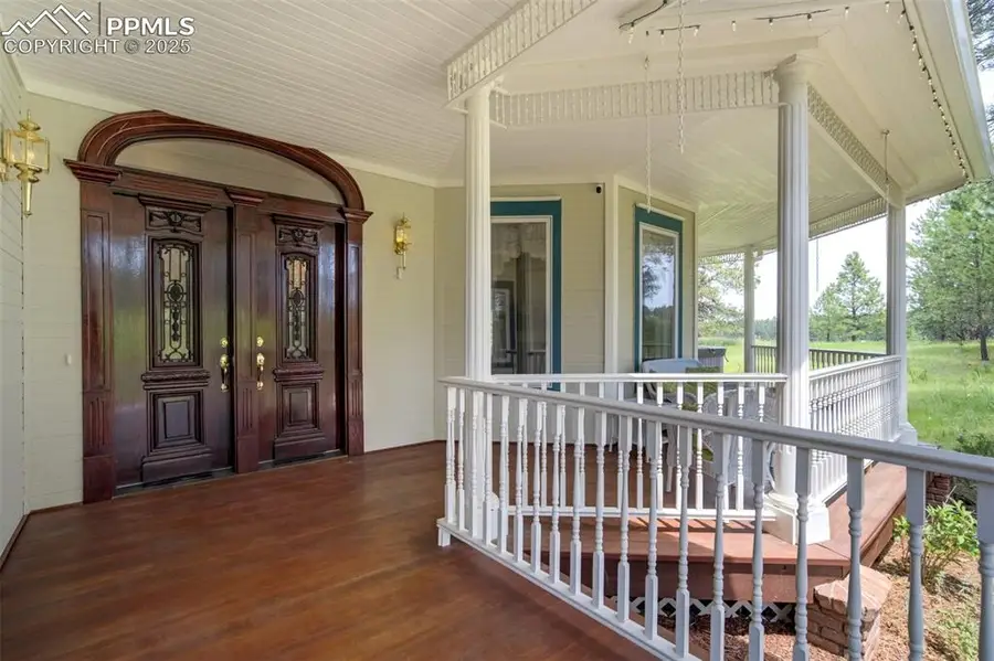 20252 W Elk Creek Drive, Colorado Springs, CO 80908 - Image #3