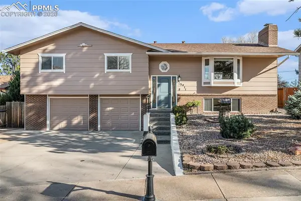 2411 Providence Circle, Colorado Springs, CO 80909