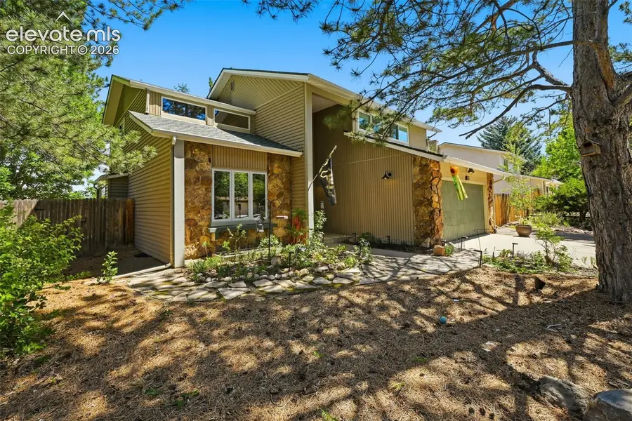 927 Oakwood Drive, Castle Rock, CO 80104 - #2