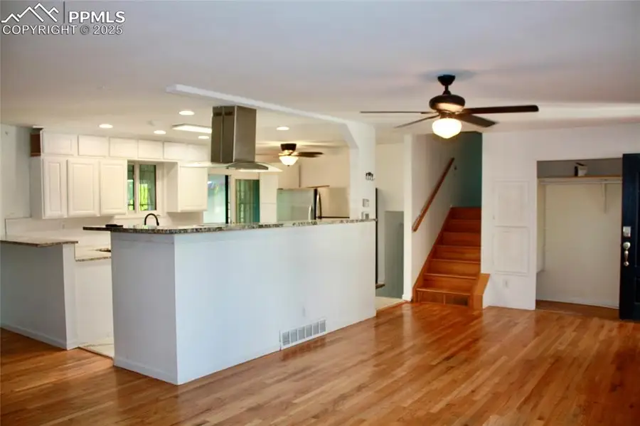 7670 Sunny View Lane, Colorado Springs, CO 80911 - Image #2