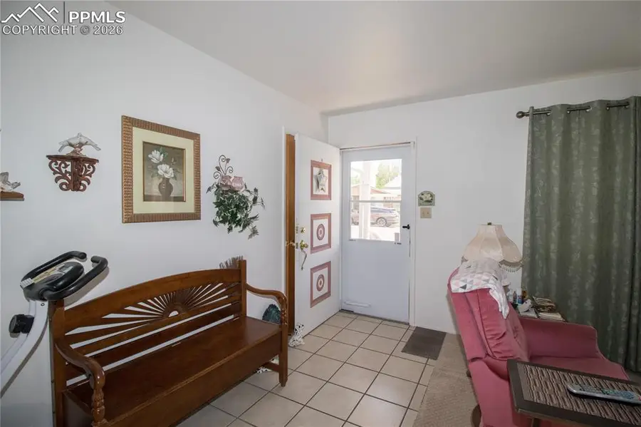 327 W Circle Drive, Canon City, CO 81212 - #3