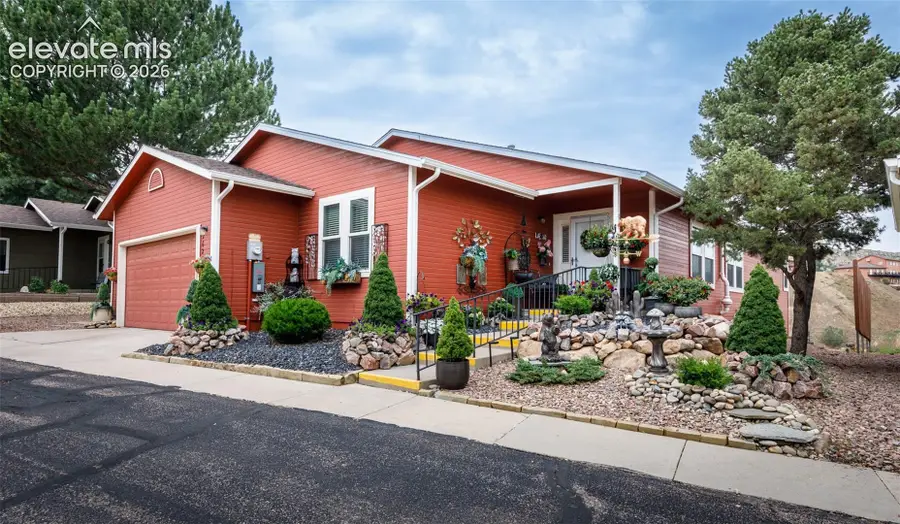 2624 Patriot Heights, Colorado Springs, CO 80904 - #2