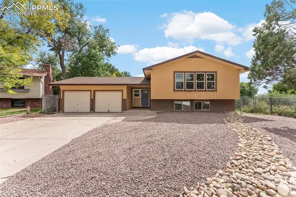 7460 Colonial Drive, Fountain, CO 80817