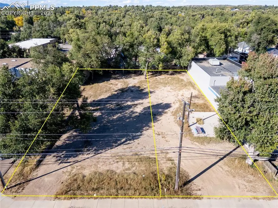 2208 E Boulder Street, Colorado Springs, CO 80909 - Image #2