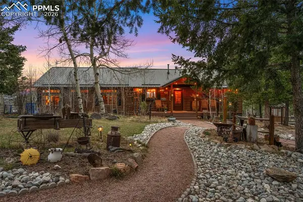1366 Vagabond Creek Drive, Lake George, CO 80827