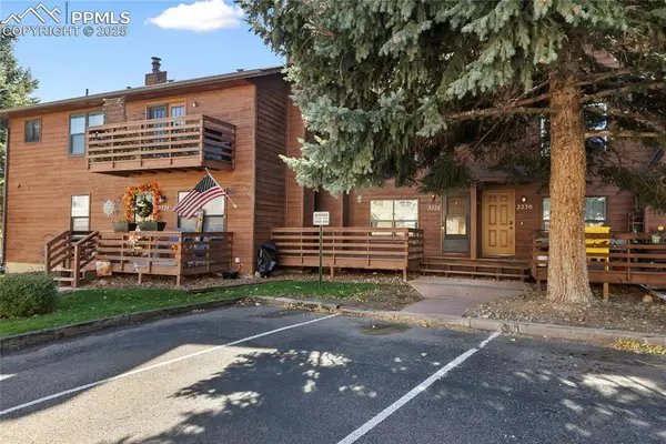 2228 Stepping Stones Way, Colorado Springs, CO 80904