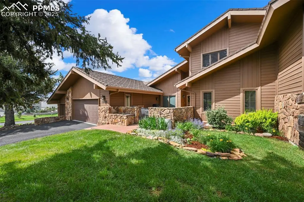 1282 Hill Circle, Colorado Springs, CO 80904 - Image #1