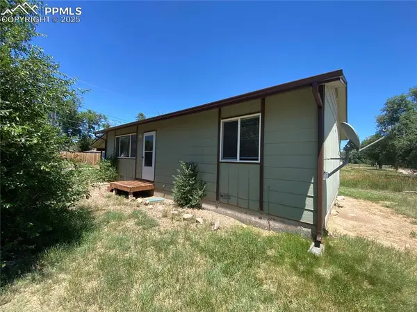 505 E Missouri Avenue, Fountain, CO 80817