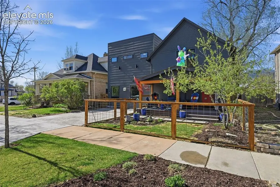 1607 W Pikes Peak Avenue, Colorado Springs, CO 80904 - #2