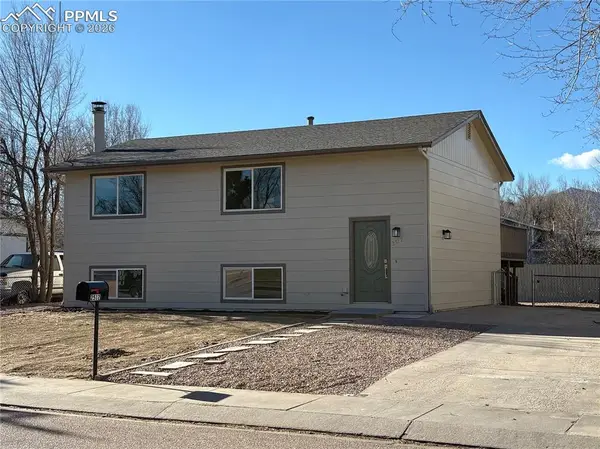 2512 Barkman Drive, Colorado Springs, CO 80916