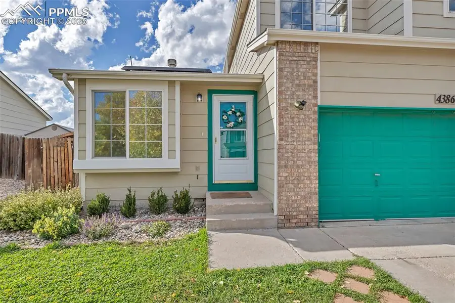 4386 Gunbarrel Drive, Colorado Springs, CO 80925 - Image #2