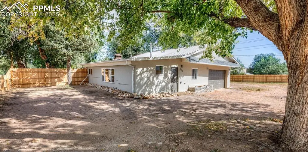 1519 Arch Street, Colorado Springs, CO 80904 - Image #1