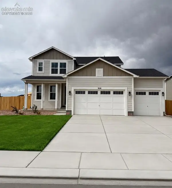 9124 Lanceleaf Drive, Colorado Springs, CO 80925