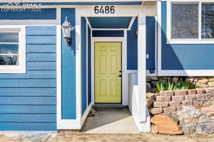 6486 Chantilly Place, Colorado Springs, CO 80922 - #2