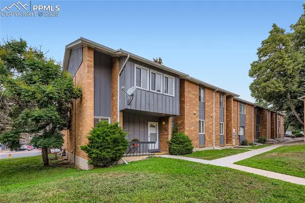 1625 N Murray Boulevard #107, Colorado Springs, CO 80915