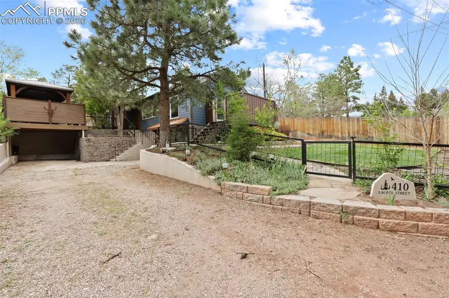 410 Laurel Street, Colorado Springs, CO 80904 - #2