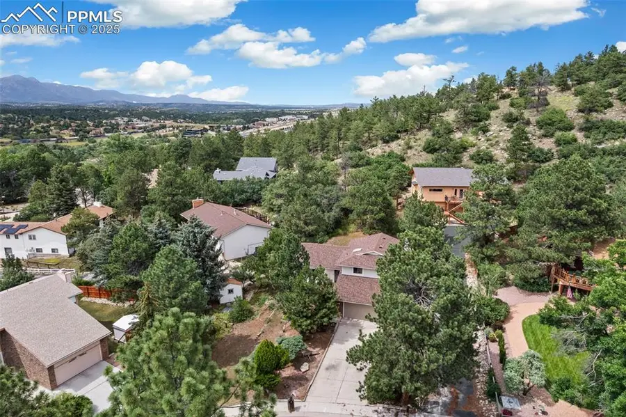 950 Pulpit Rock Court, Colorado Springs, CO 80918 - Image #2